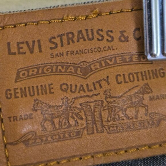 Levi's Wedgie Straight Premium Denim Raw Hem Black Wash Jeans Size 25 - Picture 10 of 12